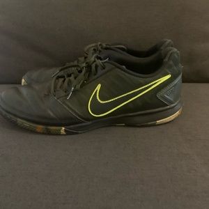 Mens camouflage Nike shoes!